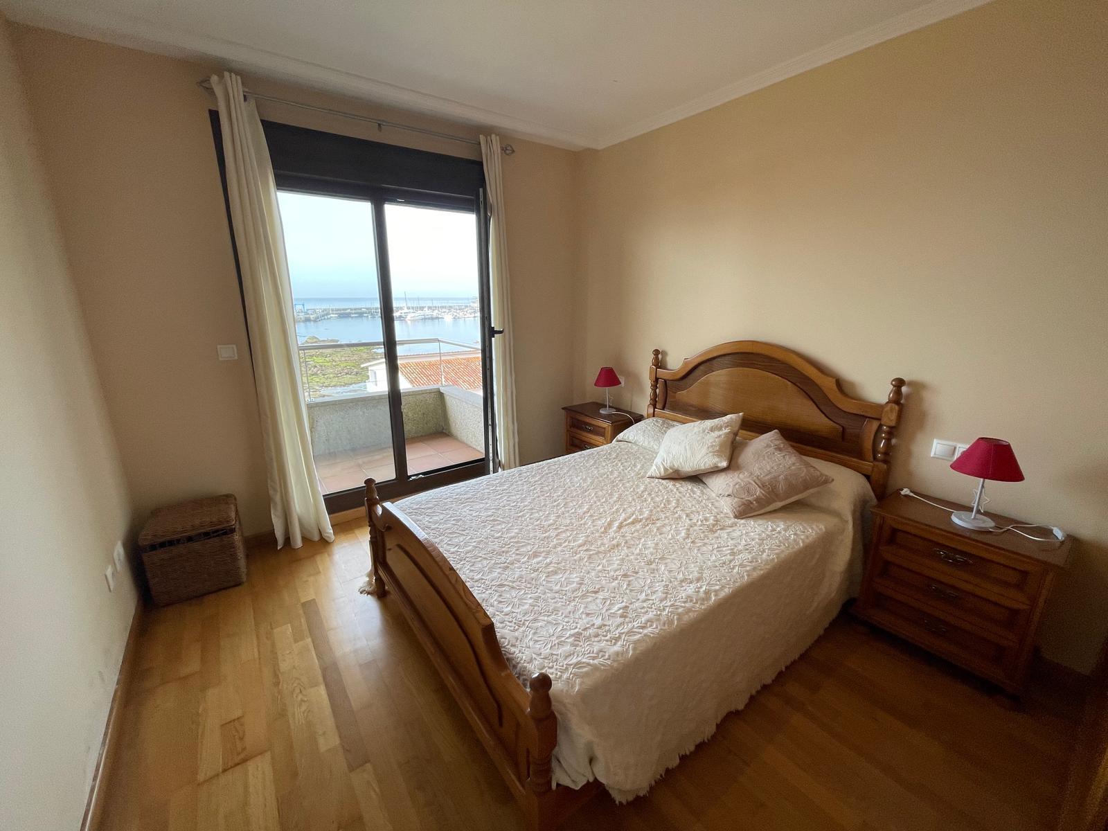 Imagen 10 Apartamento en alquiler en Sanxenxo / Frente a la playa de Carabuxeiras 