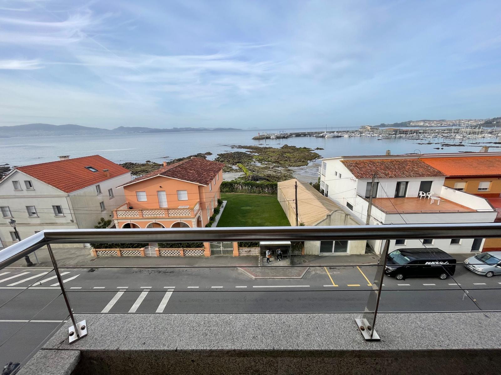 Imagen 15 Apartamento en alquiler en Sanxenxo / Frente a la playa de Carabuxeiras 