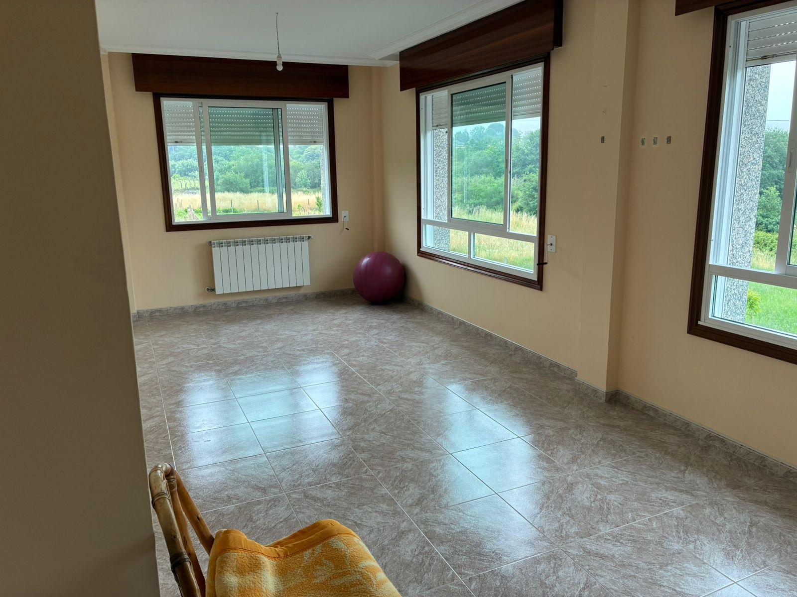 Imagen 25 Casa Aislada en venta en Porriño O / A 10 min del centro de Porriño 