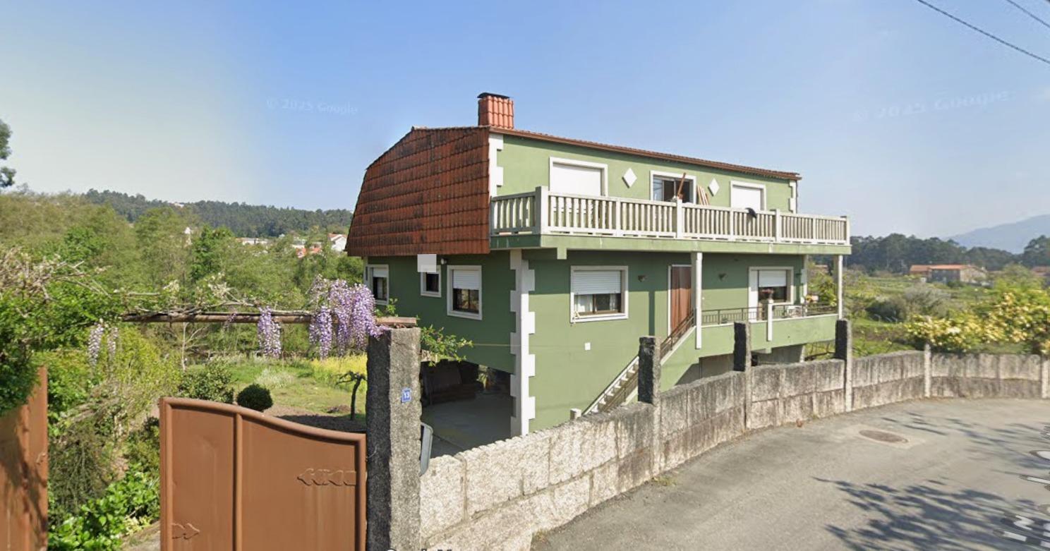 Imagen 1 Casa Aislada en venta en Mos / En zona residencial de Mos