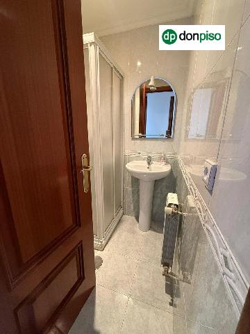 Imagen 6 Inmueble 303888 - Apartamento en venta en Vigo / En el corazon de la Plaza de la Miñoca