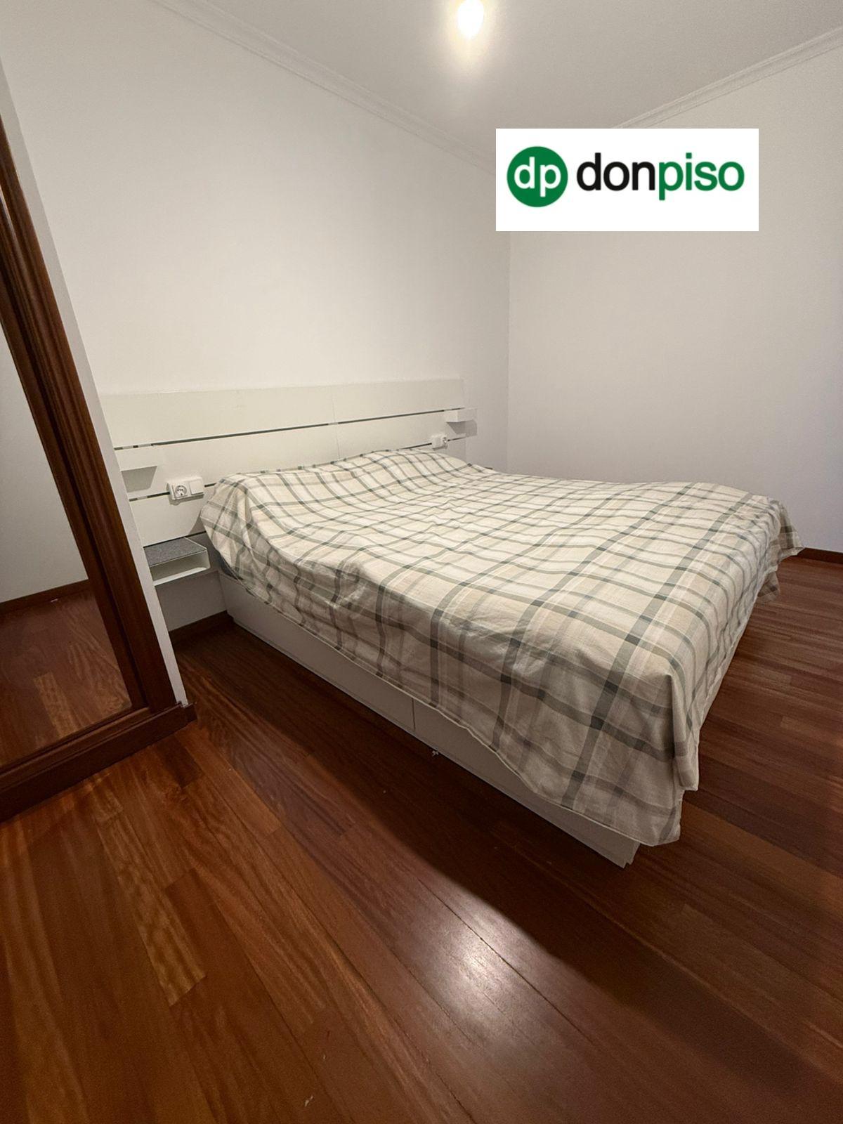 Imagen 7 Apartamento en venta en Vigo / En el corazon de la Plaza de la Miñoca