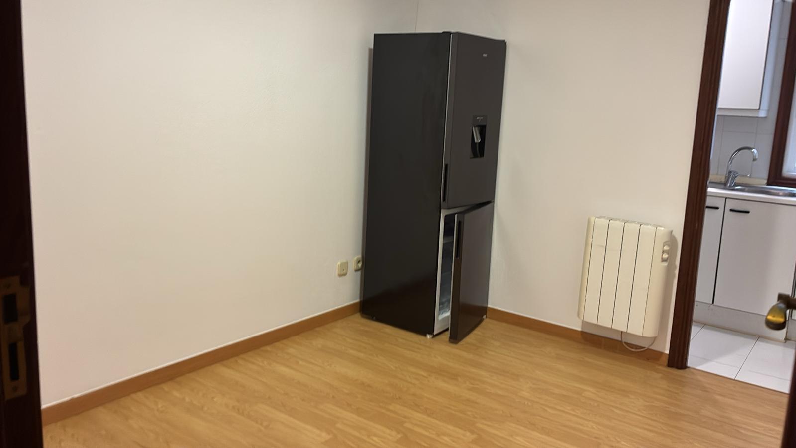 Imagen 3 Apartamento en venta en Vigo / Parque Camilo Jose Cela