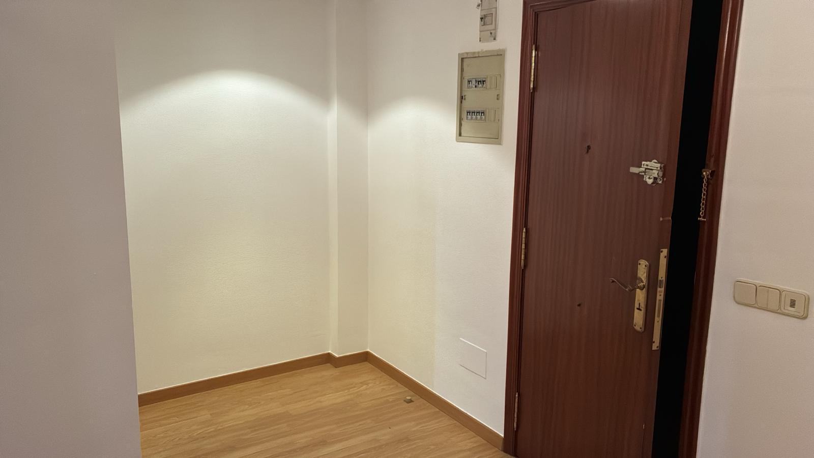 Imagen 2 Apartamento en venta en Vigo / Parque Camilo Jose Cela