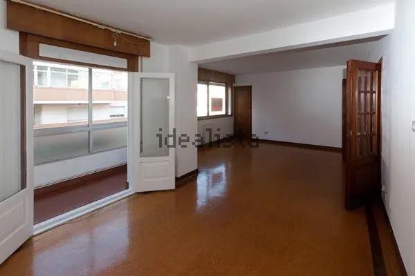 Imagen 1 Apartamento en venta en Vigo / En una de las mejores zonas de Vigo