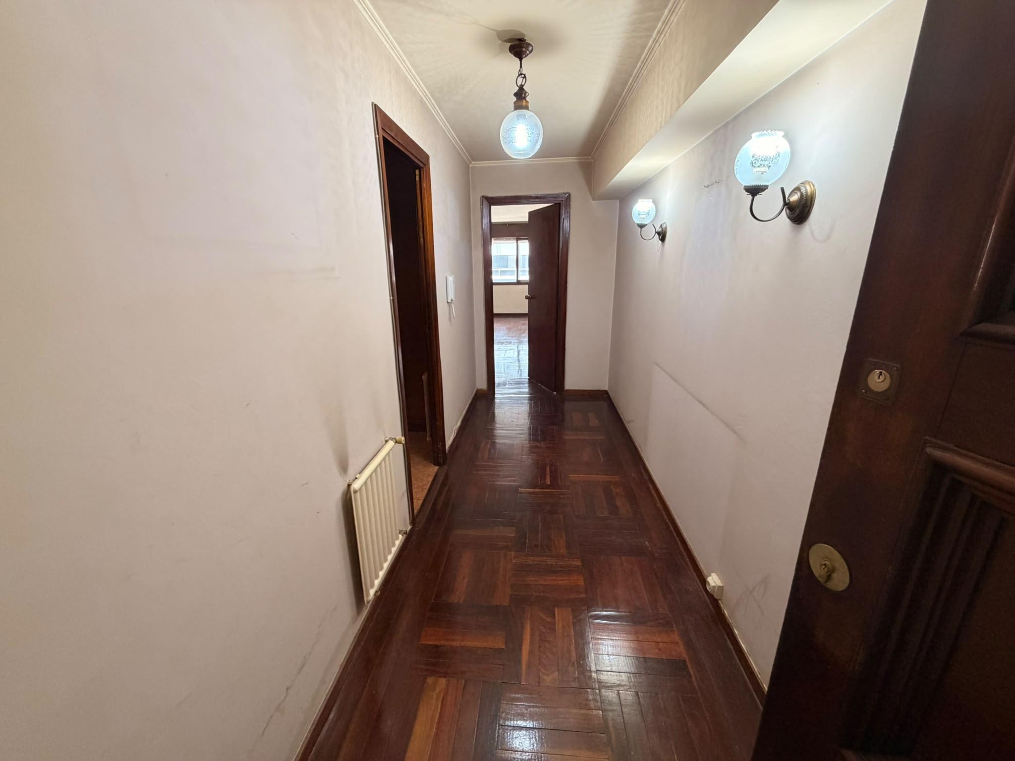 Imagen 9 Piso en venta en Vigo / Sobre Av Camelias cerca de parque O Castro