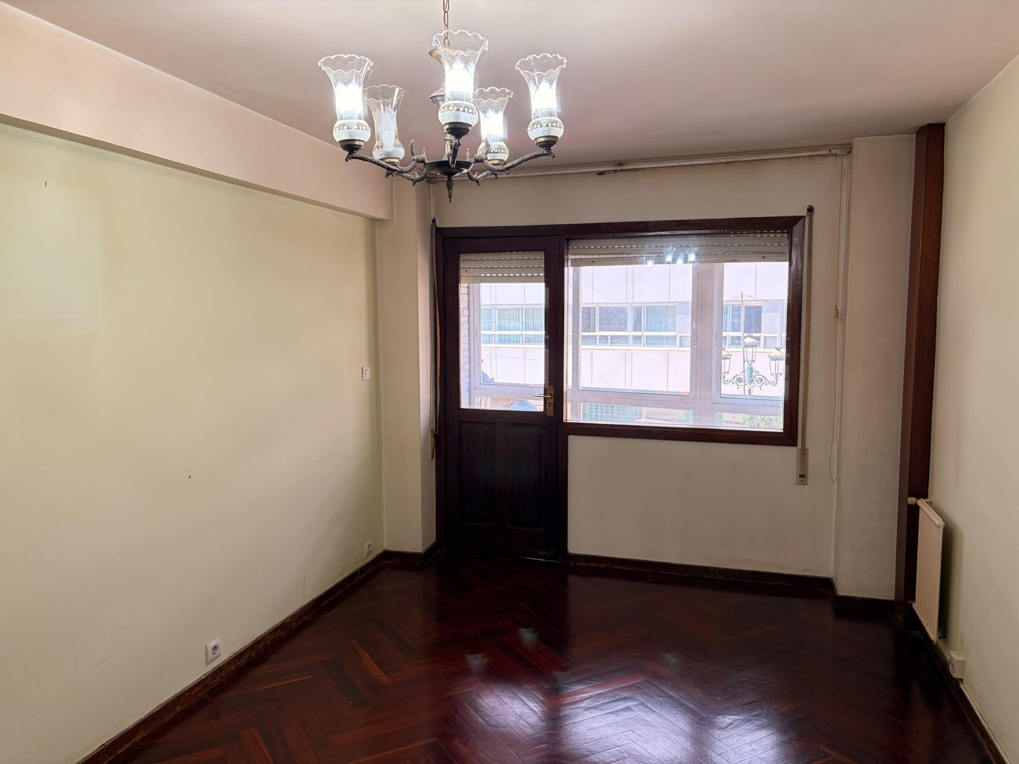 Imagen 16 Piso en venta en Vigo / Sobre Av Camelias cerca de parque O Castro