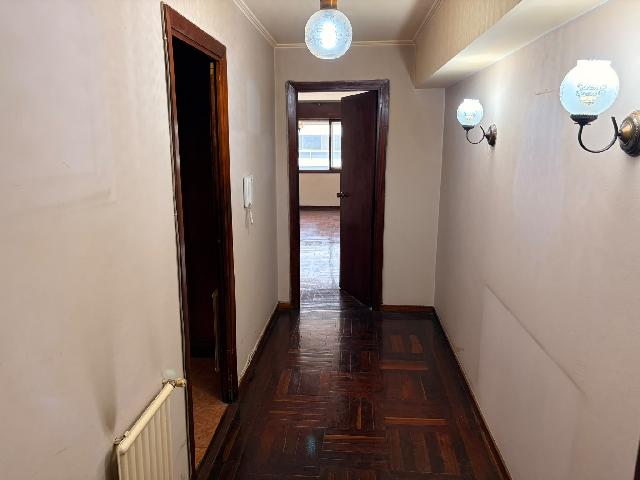 Imagen 12 Inmueble 305102 - Piso en venta en Vigo / Sobre Av Camelias cerca de parque O Castro