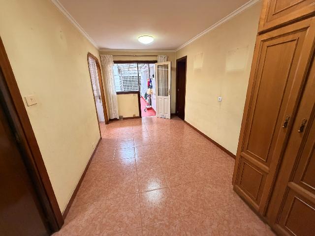 Imagen 10 Inmueble 305102 - Piso en venta en Vigo / Sobre Av Camelias cerca de parque O Castro