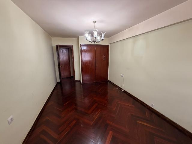Imagen 8 Inmueble 305102 - Piso en venta en Vigo / Sobre Av Camelias cerca de parque O Castro