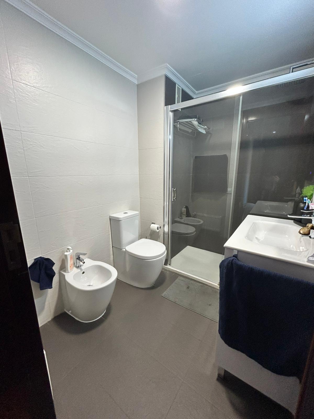 Imagen 25 Apartamento en alquiler en Vigo / Plaza das Palmeras, 