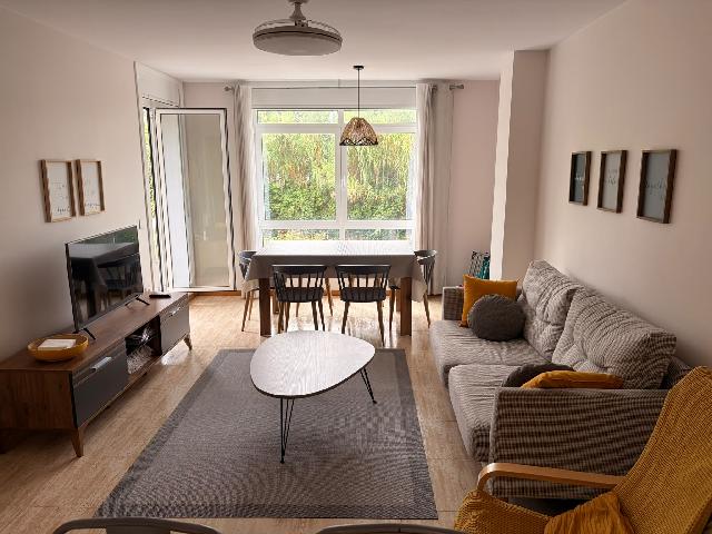 Imagen 1 Inmueble 305338 - Apartamento en alquiler en Vigo / Frente a la playa de Samil
