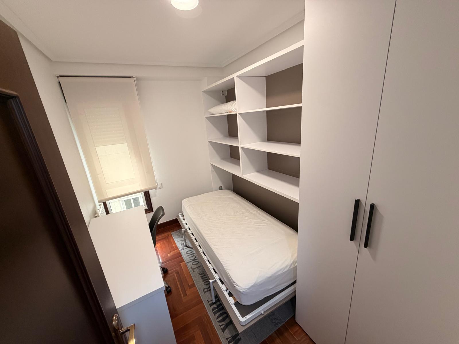 Imagen 19 Apartamento en alquiler en Vigo / A solo 100 mts de peritos