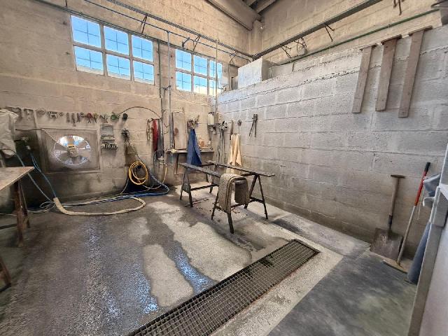 Imagen 5 Inmueble 305514 - Local Industrial en venta en Vigo / En el parque industrial Caramuxo