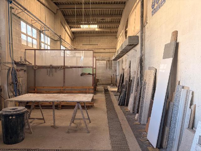 Imagen 3 Inmueble 305514 - Local Industrial en venta en Vigo / En el parque industrial Caramuxo