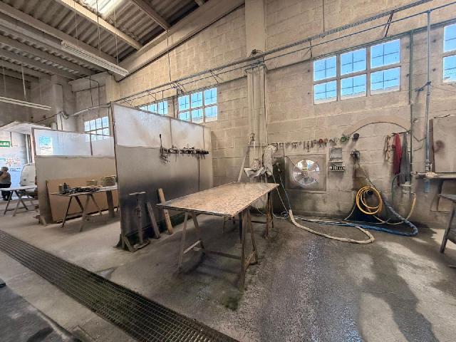 Imagen 14 Inmueble 305514 - Local Industrial en venta en Vigo / En el parque industrial Caramuxo