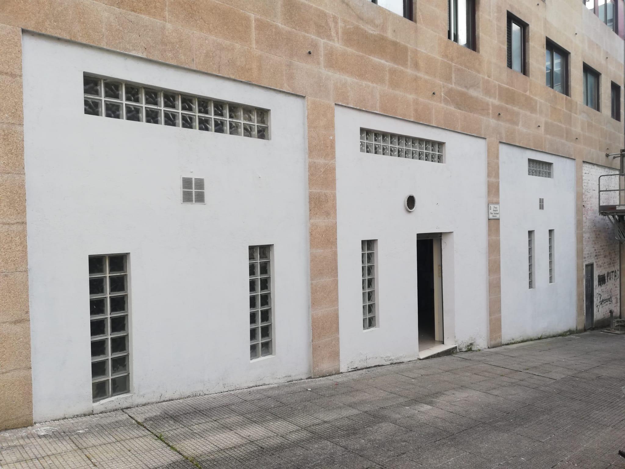 Imagen 4 Local Comercial en venta en Vigo / A 50 mts de Martin Echegaray 