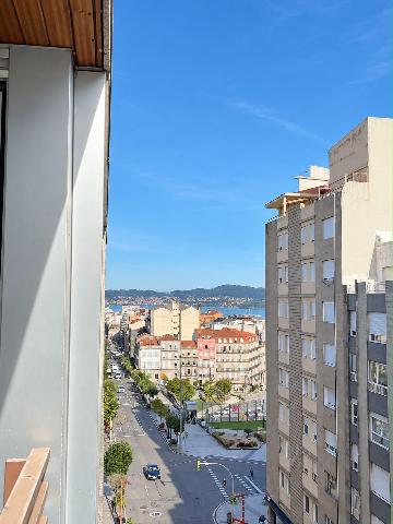 Imagen 2 Inmueble 306018 - Piso en venta en Vigo / A 50mts del centro comercial Vialia