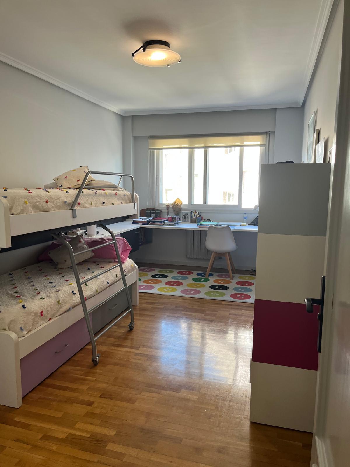 Imagen 19 Piso en venta en Vigo / En Castelao a 200 mts de plaza America