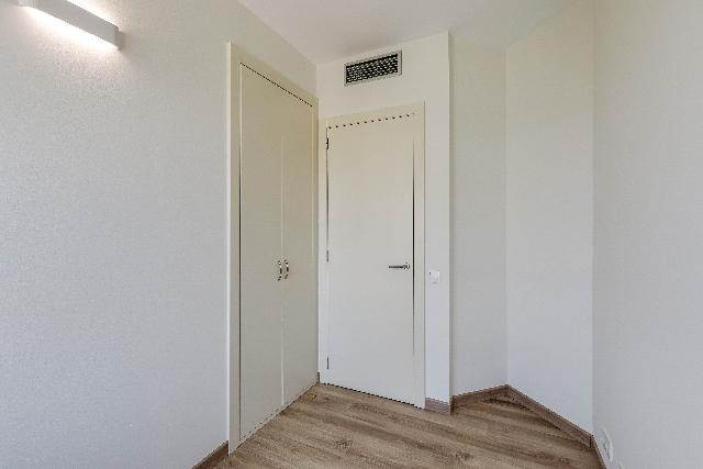 Imagen 20 Inmueble 300866 - Piso en venta en Barcelona / Passeig Taulat - En segunda línea de mar