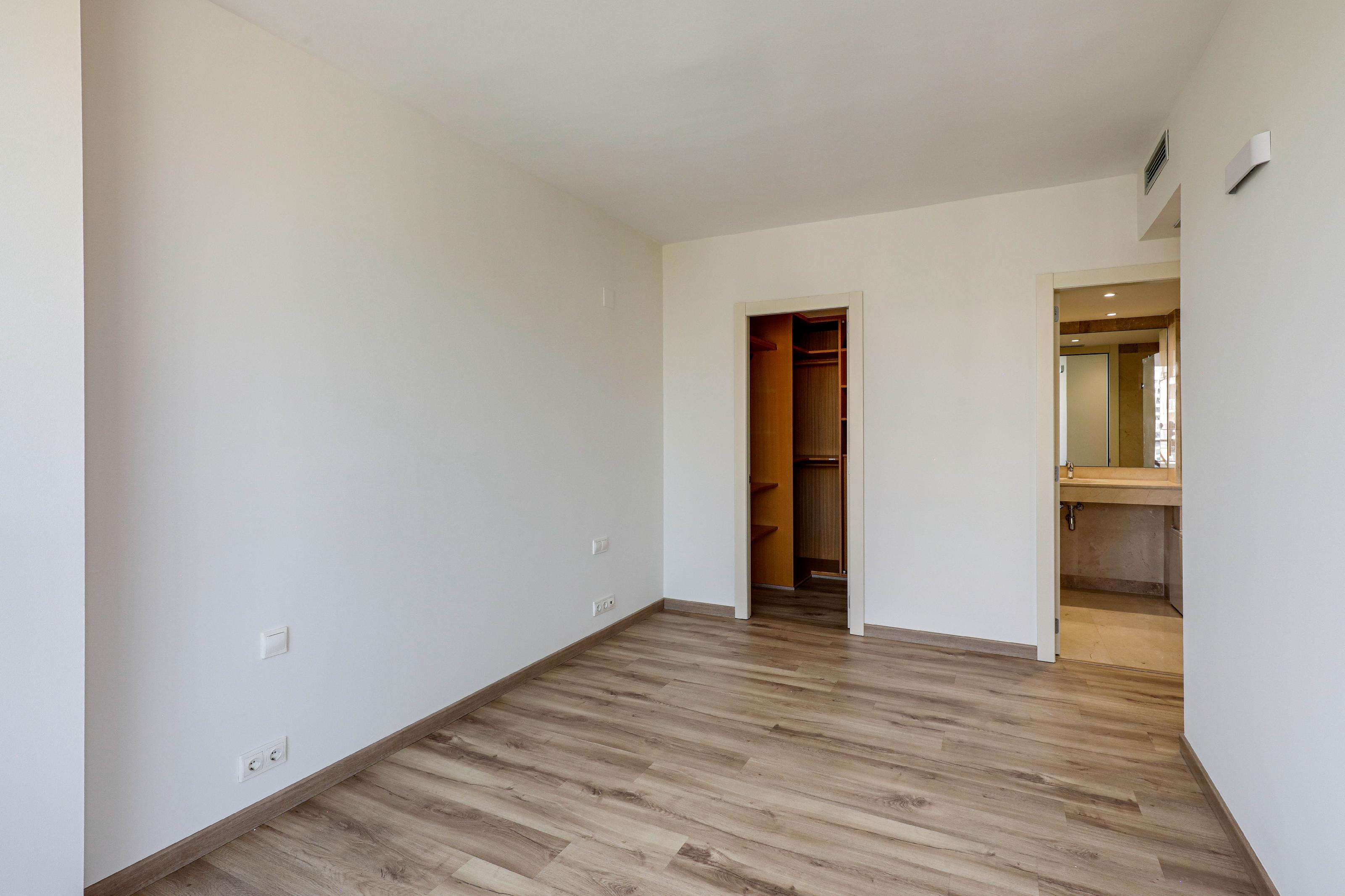 Imagen 15 Piso en venta en Barcelona / Passeig Taulat - En segunda línea de mar