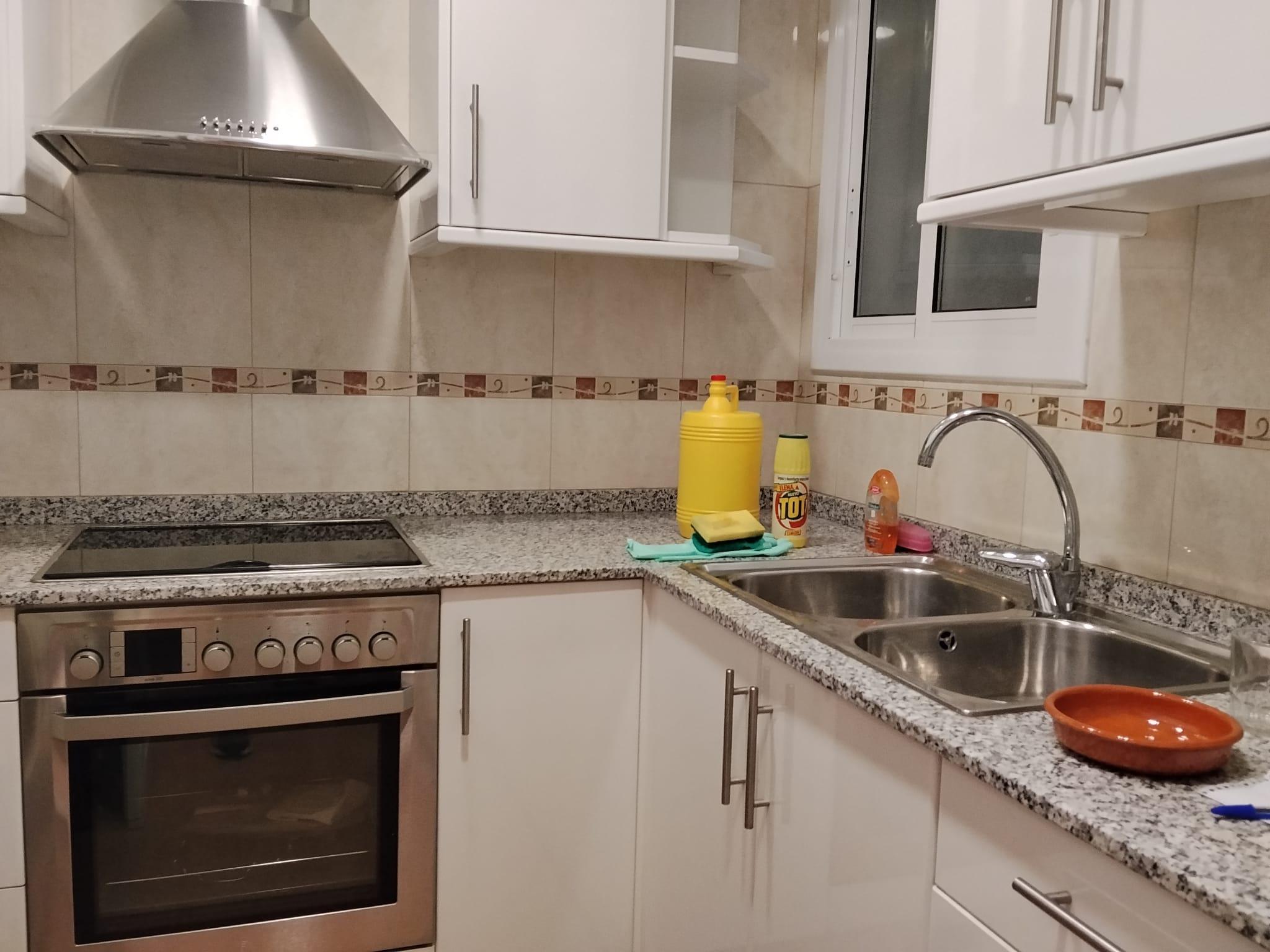 Imagen 2 Piso en alquiler en Barcelona / Camp de l´Arpa - Paseo Maragall