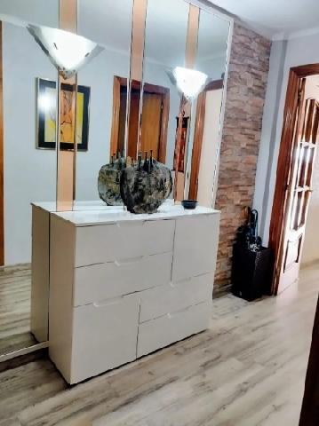 Imagen 8 Inmueble 301550 - Piso en venta en Badalona / Llefià - Badalona