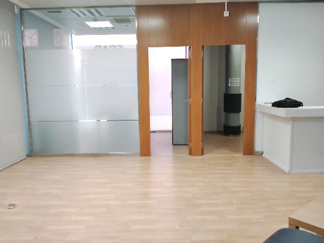 Imagen 5 Inmueble 301809 - Local Comercial en venta en Barcelona / La Vila Olímpica del Poblenou - Llull