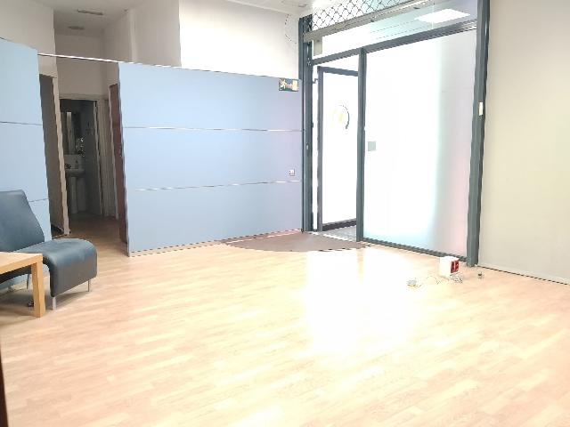 Imagen 3 Inmueble 301809 - Local Comercial en venta en Barcelona / La Vila Olímpica del Poblenou - Llull