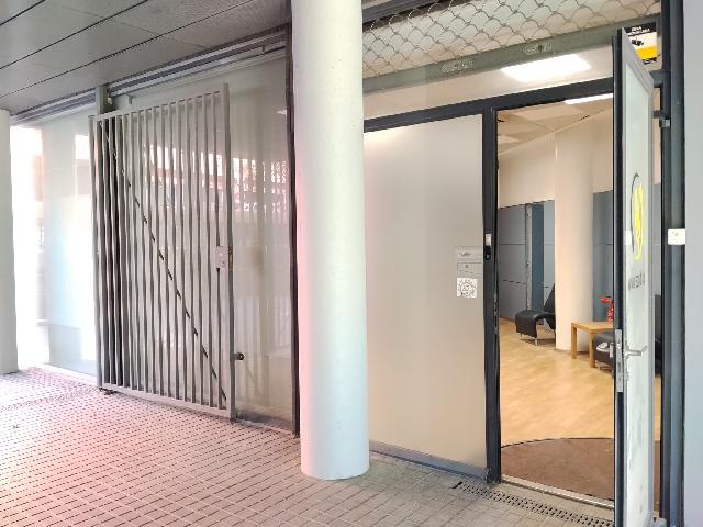 Imagen 2 Inmueble 301809 - Local Comercial en venta en Barcelona / La Vila Olímpica del Poblenou - Llull