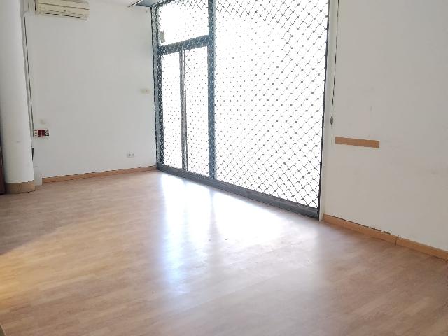 Imagen 10 Inmueble 301809 - Local Comercial en venta en Barcelona / La Vila Olímpica del Poblenou - Llull