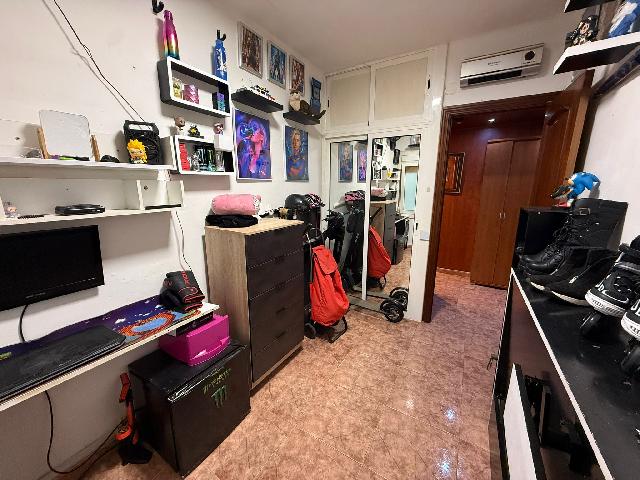 Imagen 15 Inmueble 302023 - Piso en venta en Barcelona / Espronceda - Jardins de Gandhi