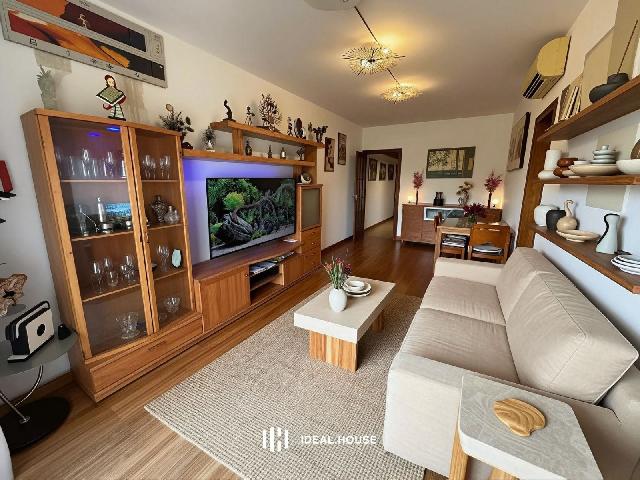 Imagen 1 Inmueble 302023 - Piso en venta en Barcelona / Espronceda - Jardins de Gandhi
