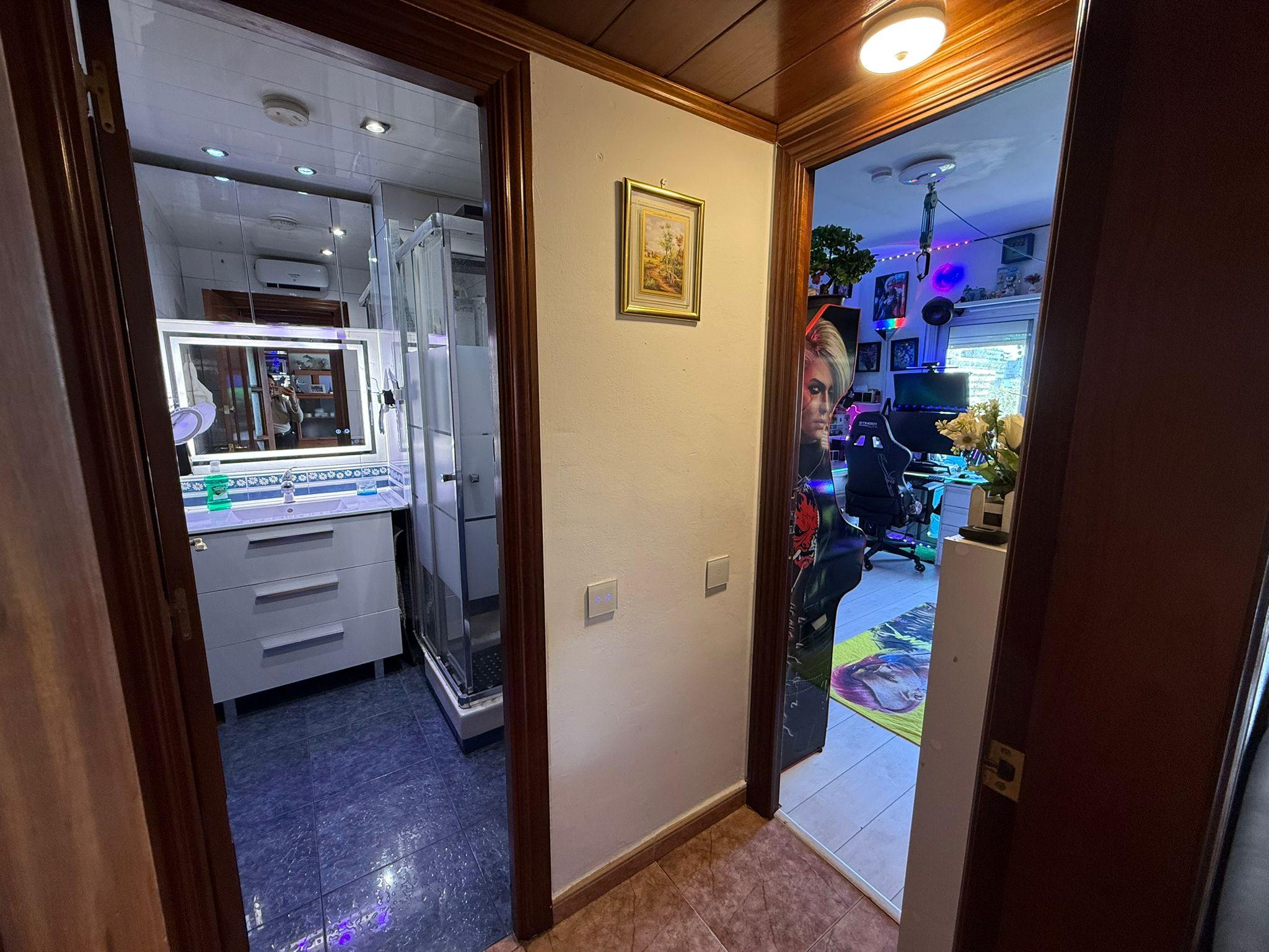 Imagen 30 Piso en venta en Barcelona / Espronceda - Jardins de Gandhi