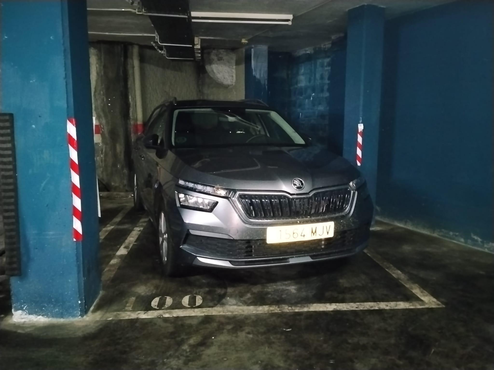 Imagen 8 Parking Coche en venta en Barcelona / Calle Camí Antic de Valencia