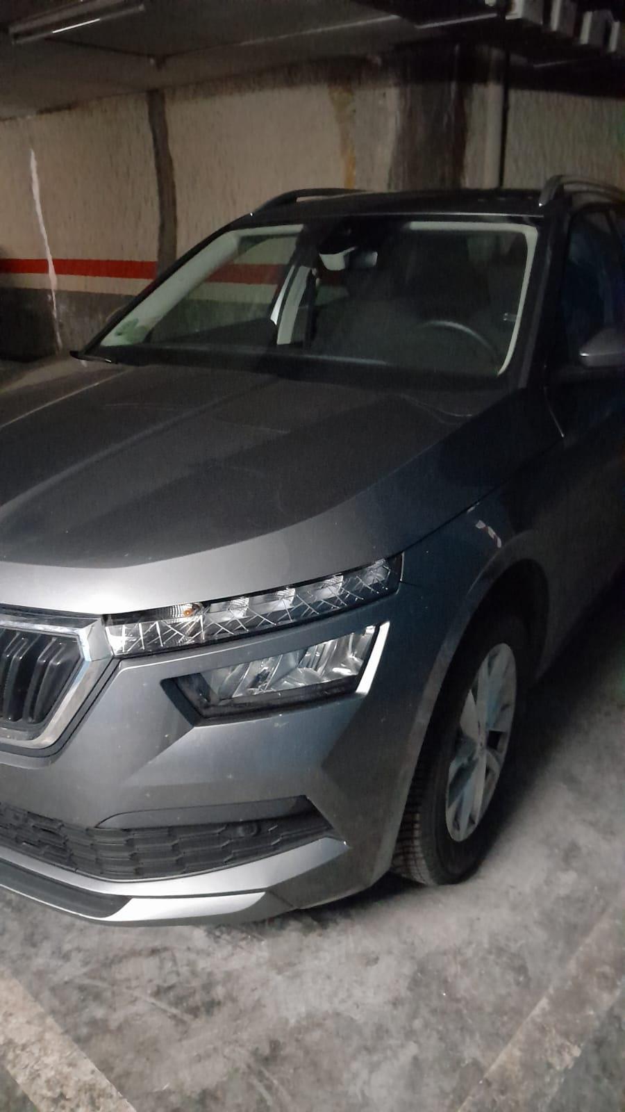Imagen 14 Parking Coche en venta en Barcelona / Calle Camí Antic de Valencia