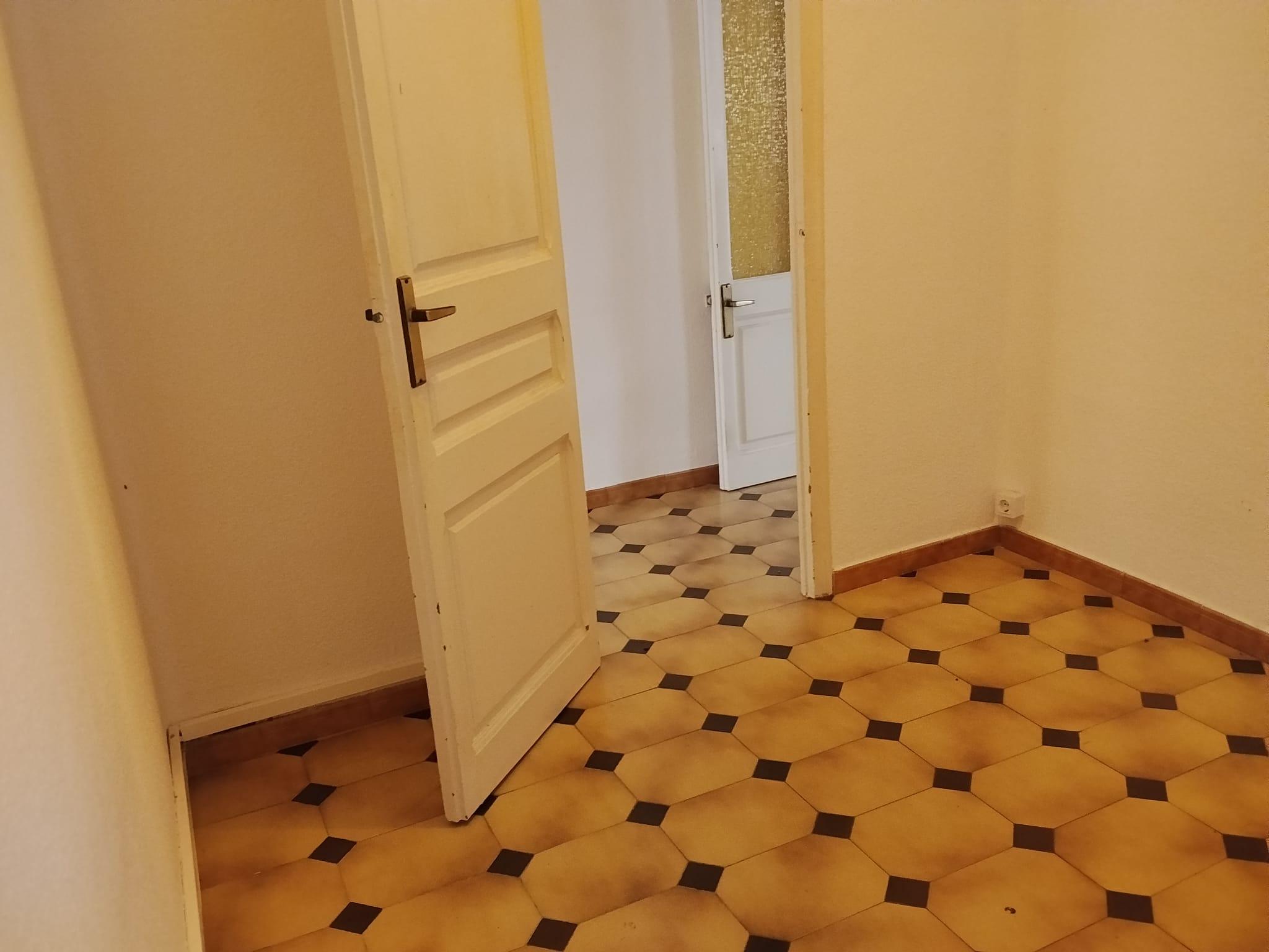 Imagen 7 Piso en venta en Barcelona / María Aguiló - Poblenou 