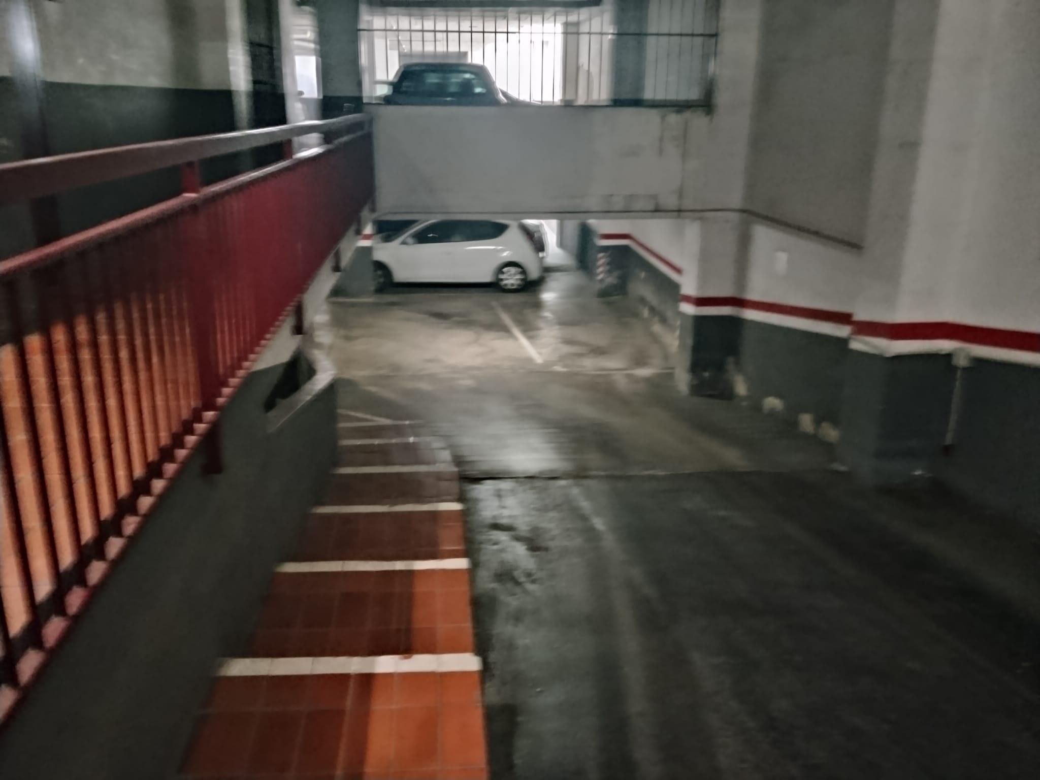 Imagen 2 Parking Coche en venta en Barcelona / Joncar - Rambla Poblenou