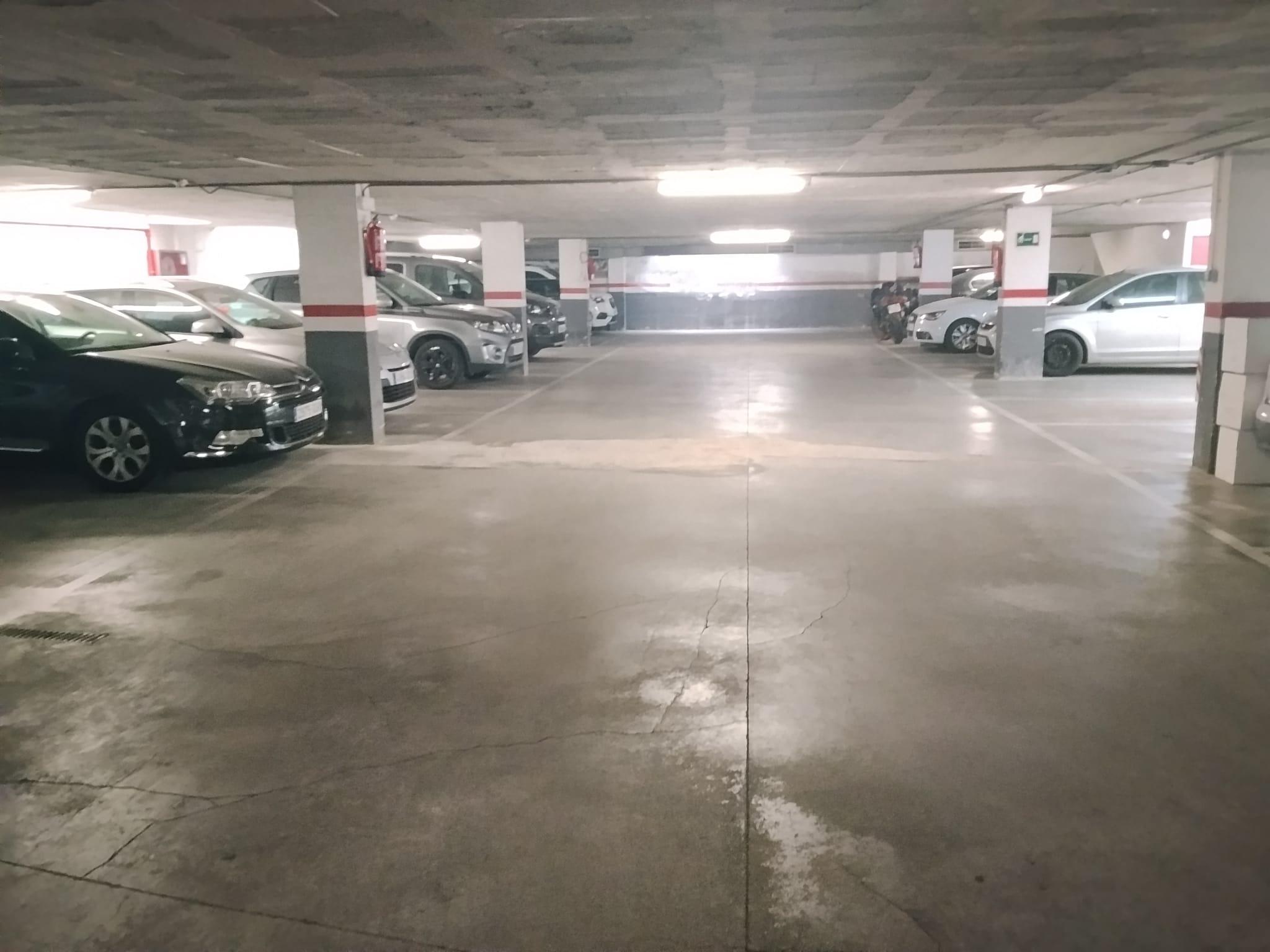 Imagen 4 Parking Coche en venta en Barcelona / Joncar - Rambla Poblenou