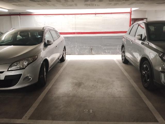 Imagen 5 Inmueble 304632 - Parking Coche en venta en Barcelona / Joncar - Rambla Poblenou