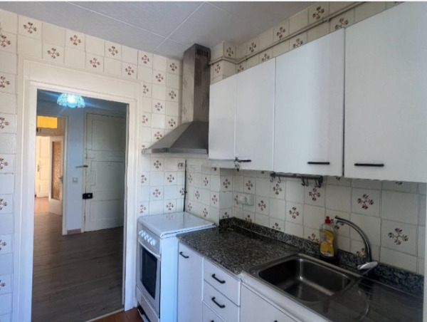 Imagen 5 Piso en venta en Barcelona / Junto al Mercado del Clot