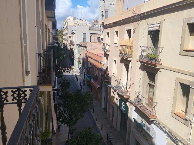 Imagen 1 Inmueble 305546 - Piso en venta en Barcelona / María Aguiló - El Poblenou