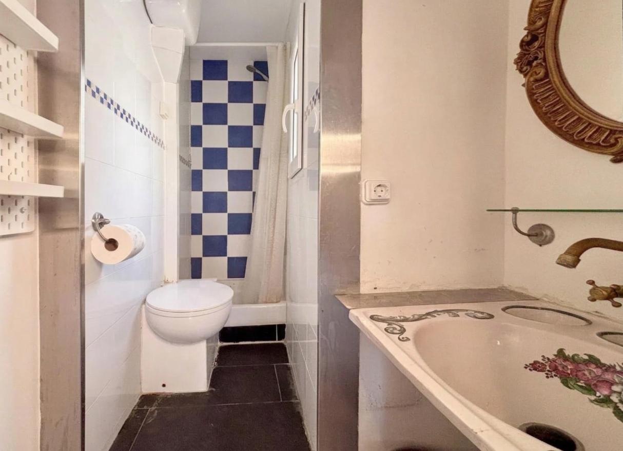 Imagen 5 Piso en venta en Barcelona / Robador - Hospital