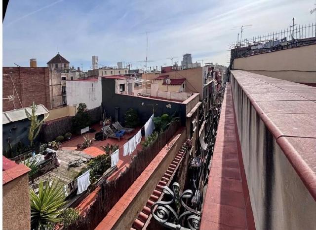 Imagen 6 Inmueble 305976 - Piso en venta en Barcelona / Robador - Hospital