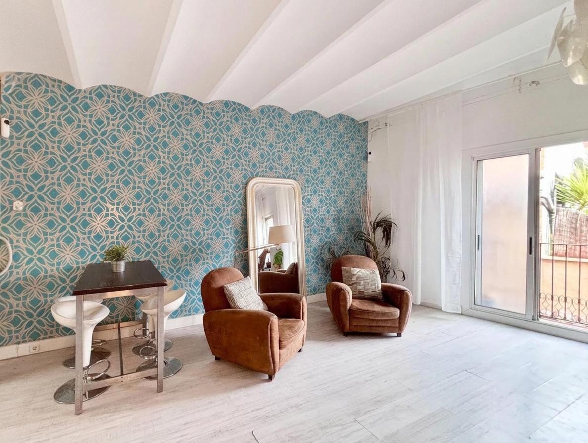 Imagen 2 Piso en venta en Barcelona / Robador - Hospital