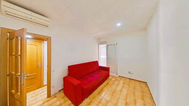 Imagen 1 Inmueble 306042 - Piso en venta en Barcelona / Calle Pujades - Bilbao