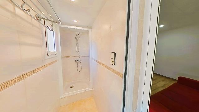 Imagen 3 Inmueble 306042 - Piso en venta en Barcelona / Calle Pujades - Bilbao