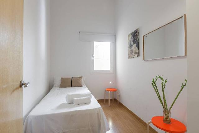 Imagen 2 Inmueble 306142 - Piso en venta en Barcelona / Tallers - Ciutat Vella
