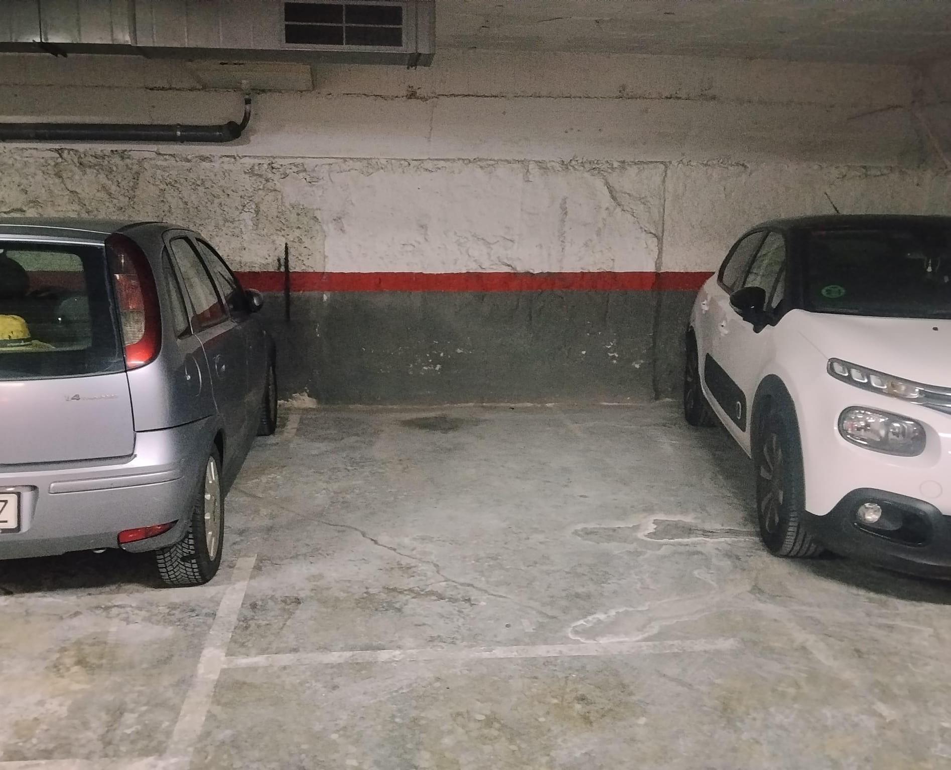 Imagen 1 Parking Coche en venta en Barcelona / Lope de Vega - Passeig Taulat