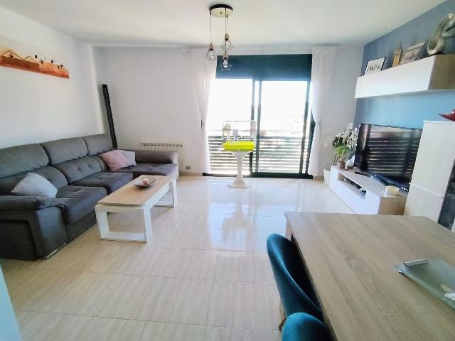 Imagen 1 Inmueble 306823 - Casa en venta en Sant Vicenç Dels Horts / Calle   Eivissa